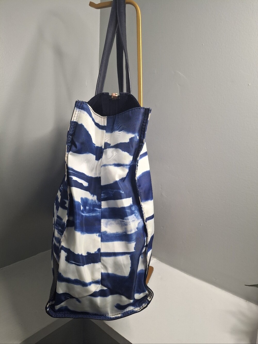 Tory Burch Ella Nylon Tote Bag Navy White Stripe Foldable Travel Bag - Picture 10 of 12